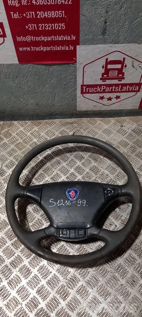 Scania R 440    1495393 Kabíny a interiér