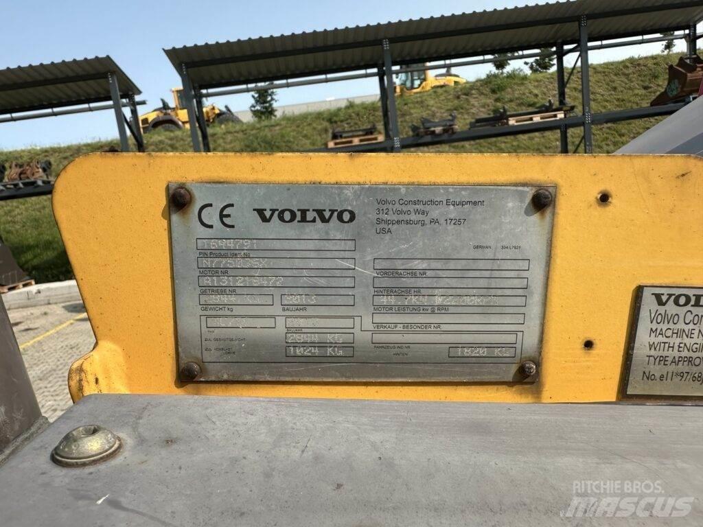 Volvo MC70C Šmykom riadené nakladače