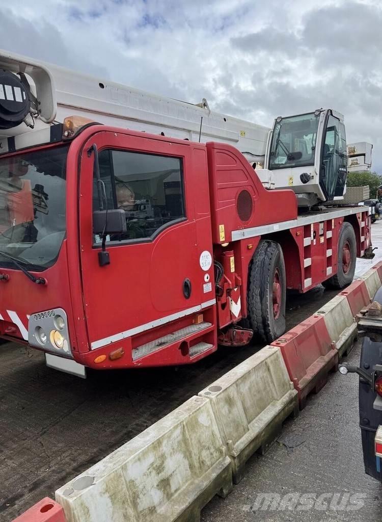 Terex AC40 Univerzálne terénne žeriavy
