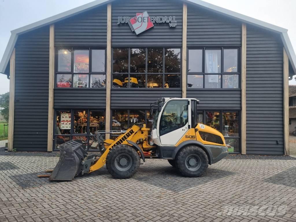 Liebherr l506c Kolesové nakladače