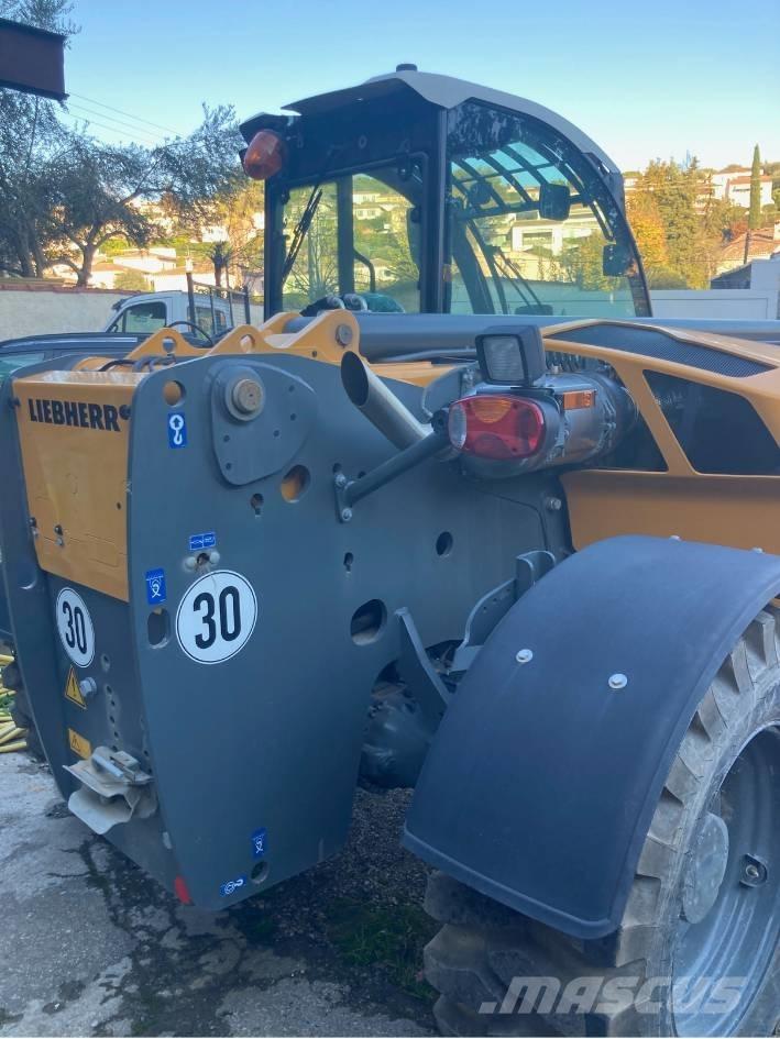 Liebherr T 33-10 Teleskopické manipulátory