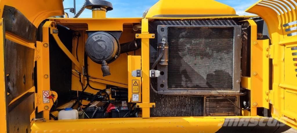 JCB JS 220 LC Pásové rýpadlá