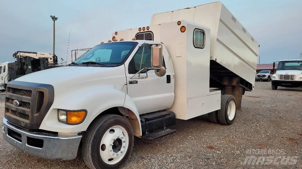 Ford F 650 SD Vozne na drevnú štiepku