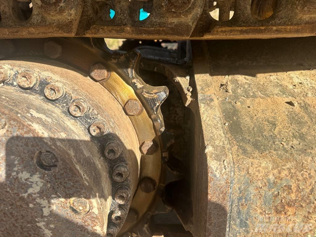 CAT 320FL Pásové rýpadlá