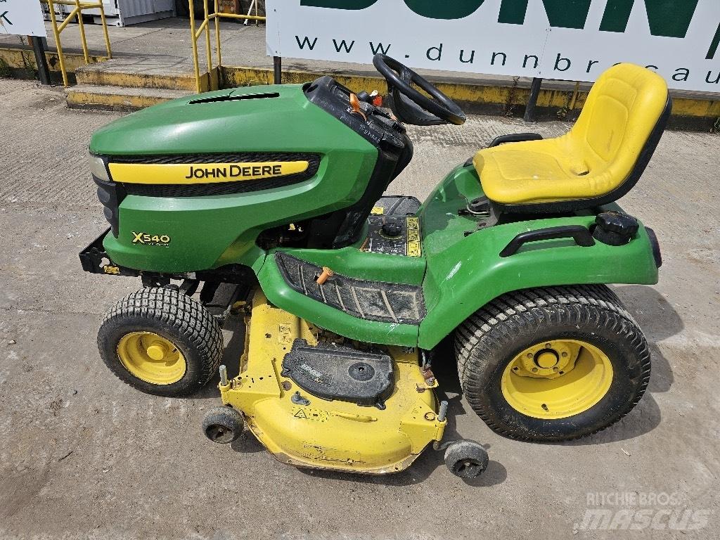 John Deere X 540 Kompaktné traktory