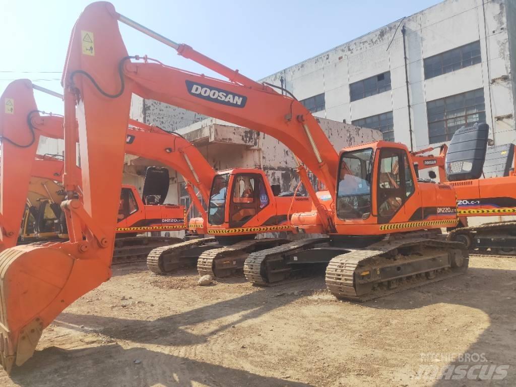 Doosan DH220LC-7 Pásové rýpadlá