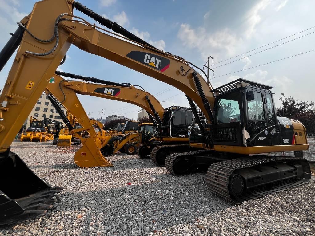 CAT 320 D Pásové rýpadlá