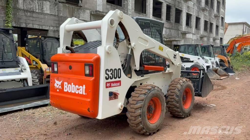 Bobcat S300 Šmykom riadené nakladače