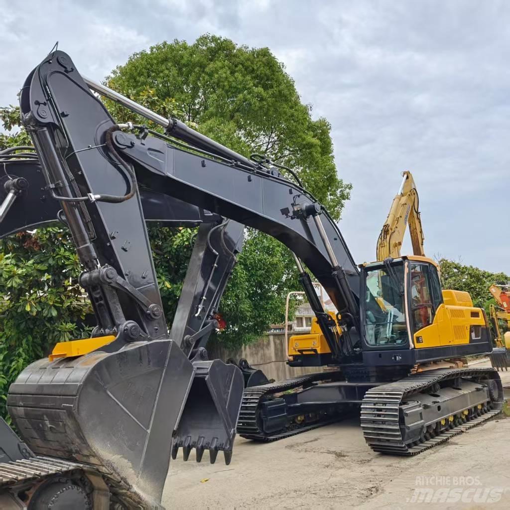 Volvo EC 380 Pásové rýpadlá