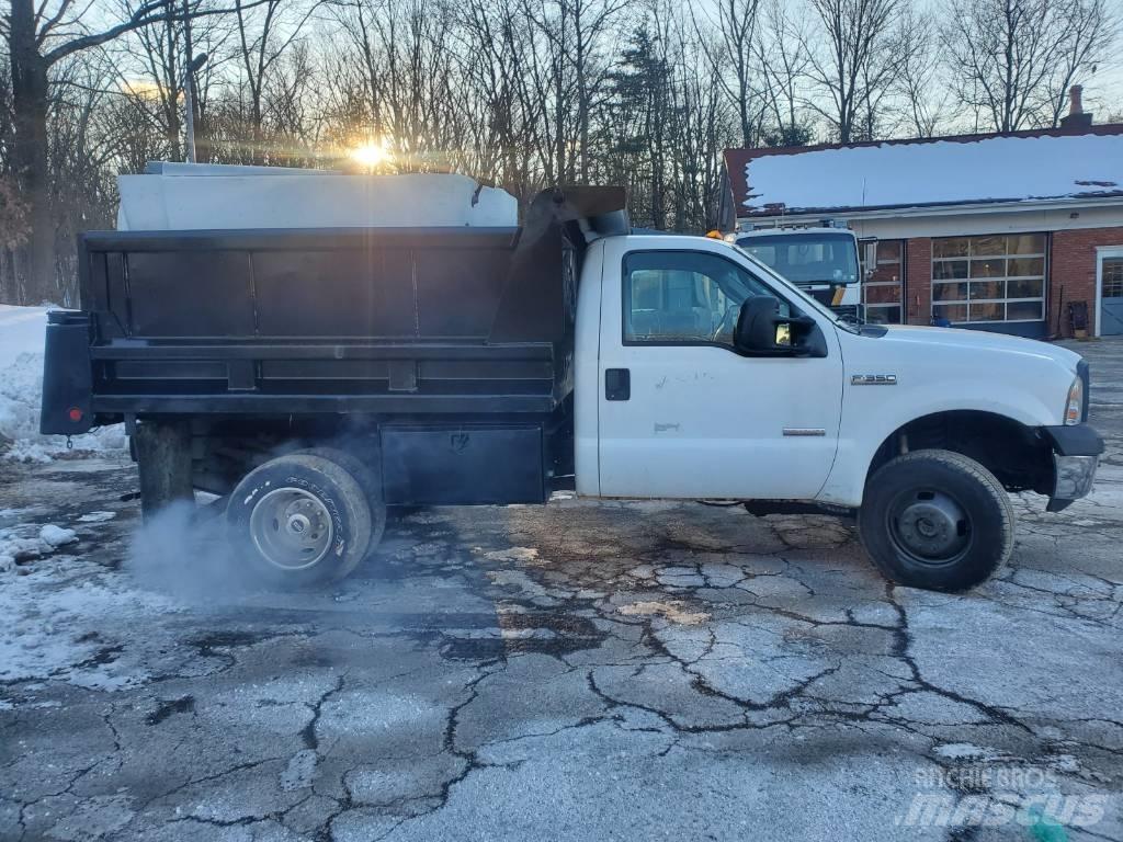 Ford F 350 FX4 Sklápače