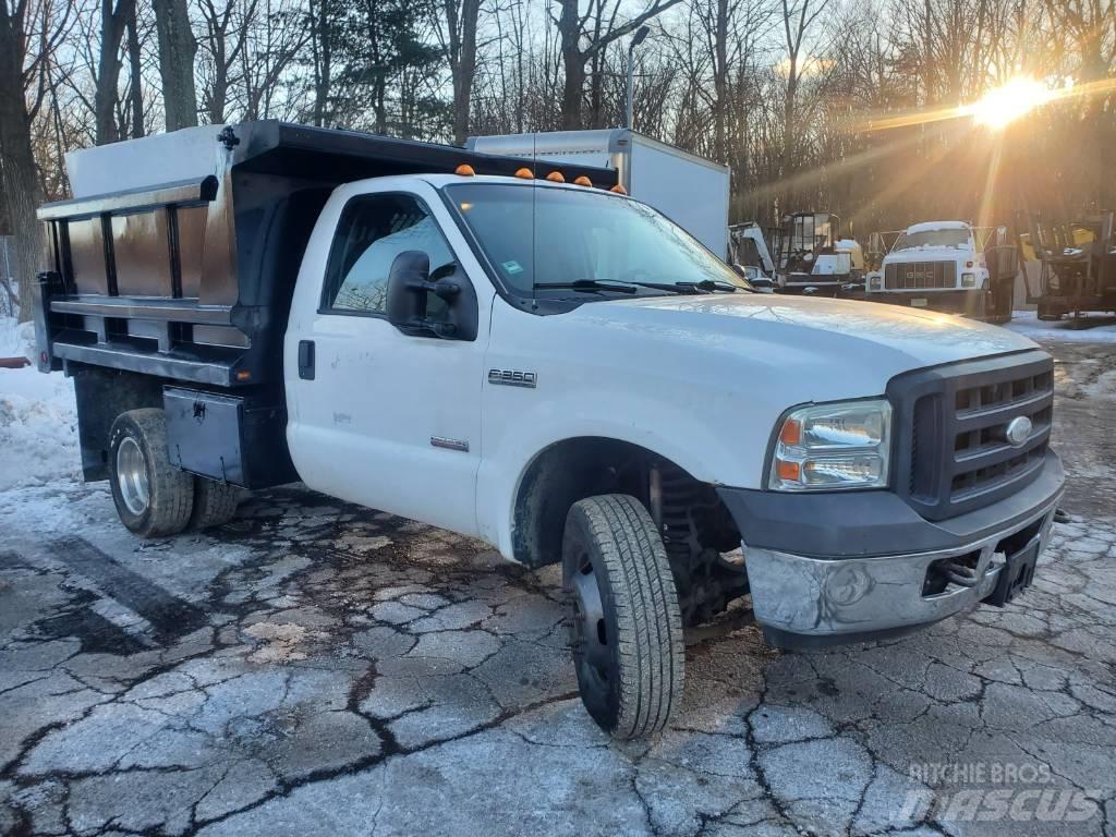 Ford F 350 FX4 Sklápače