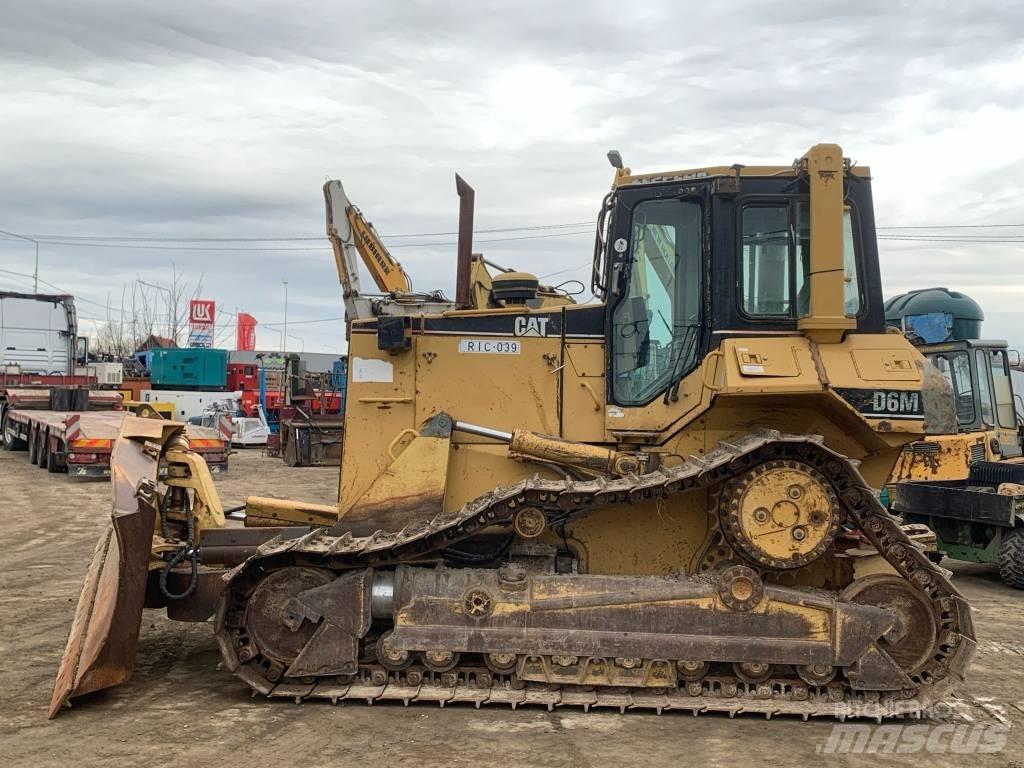 CAT D 6 M XL Pásové dozéry
