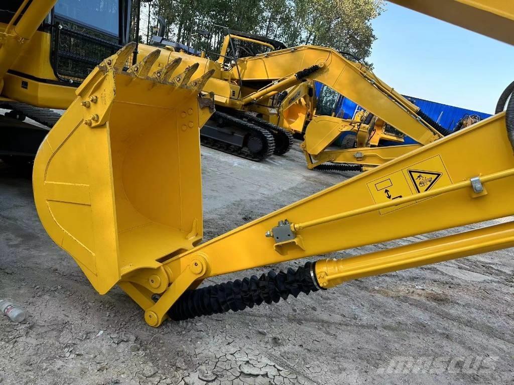 Komatsu PC 120-8 Pásové rýpadlá