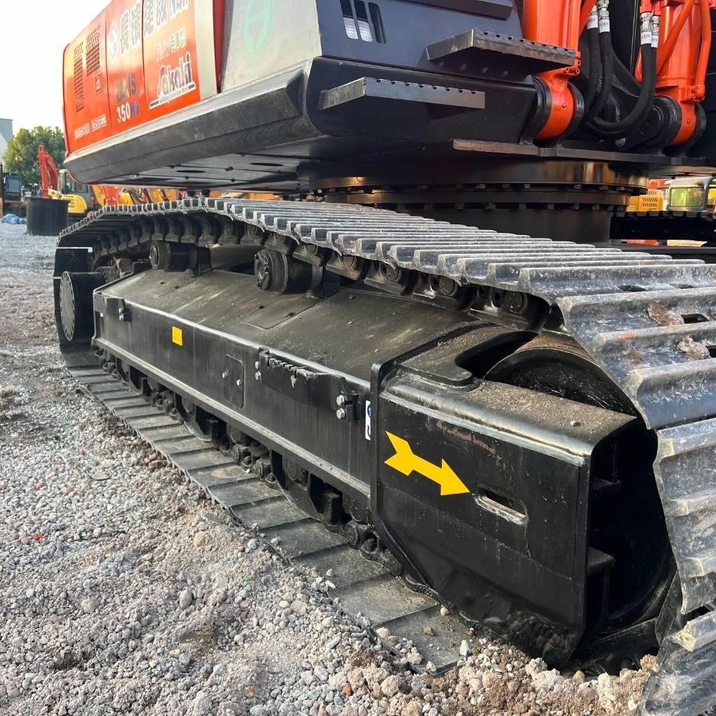 Hitachi ZX 350 Pásové rýpadlá