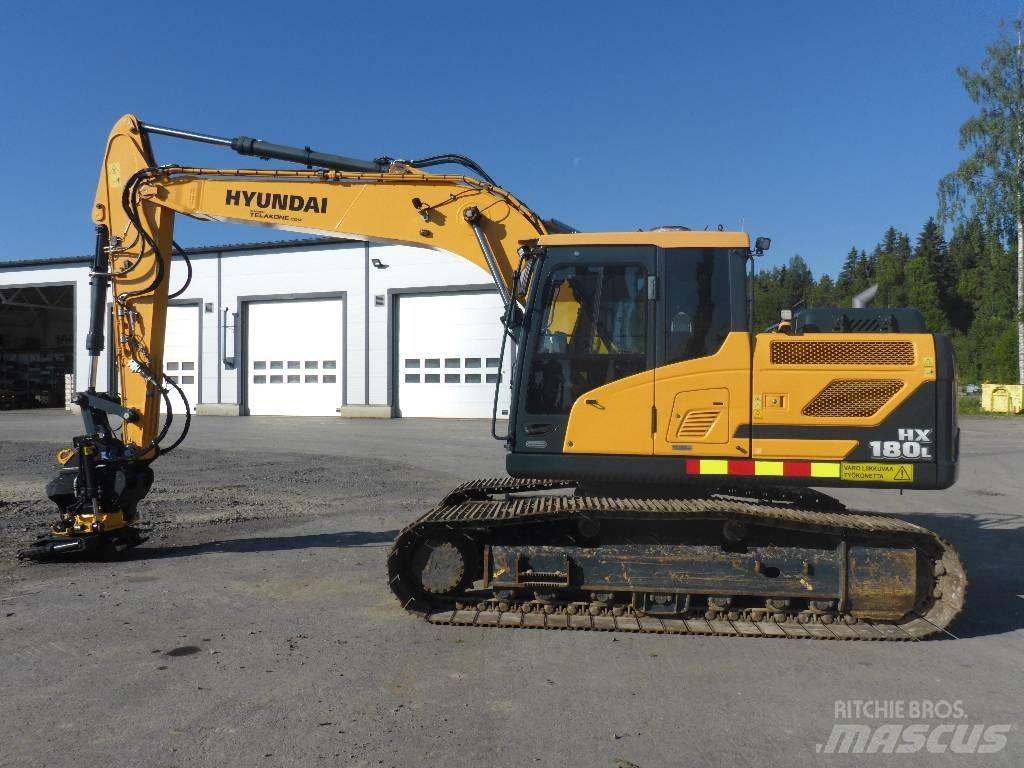 Hyundai HX180L Pásové rýpadlá
