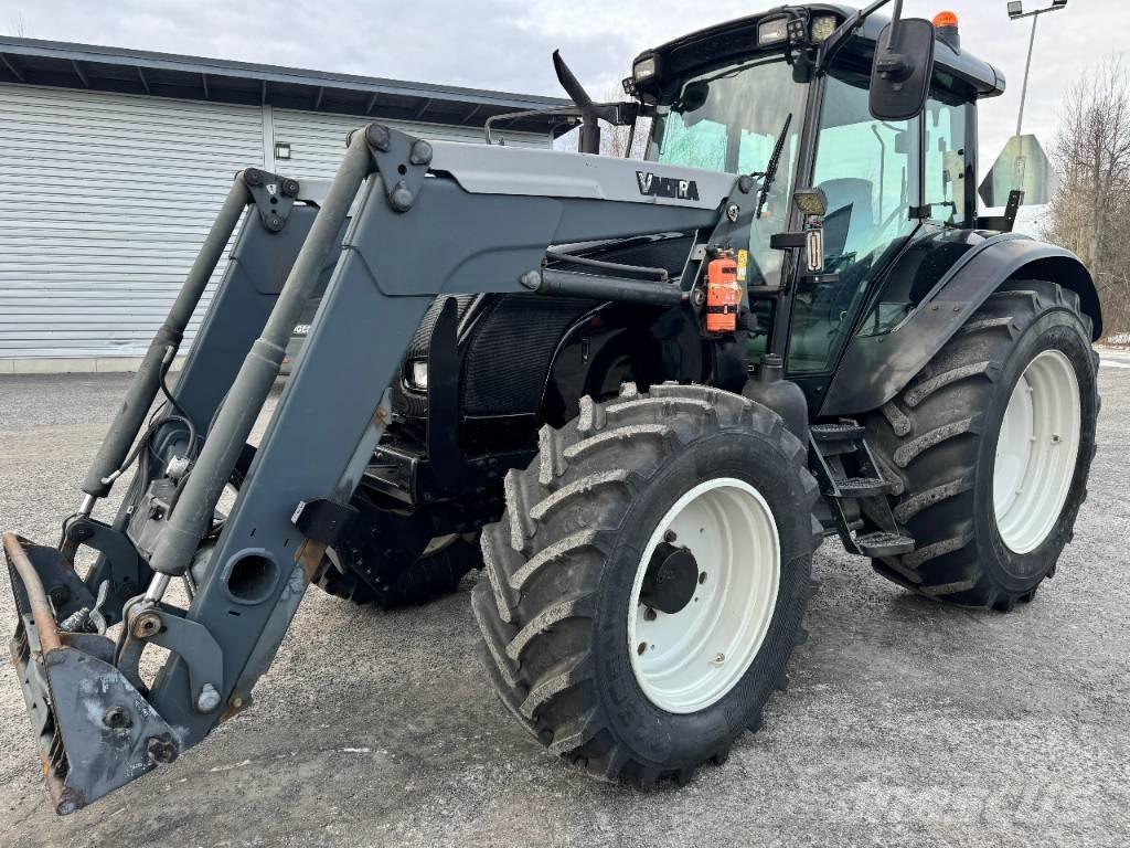 Valtra C 130 Traktory