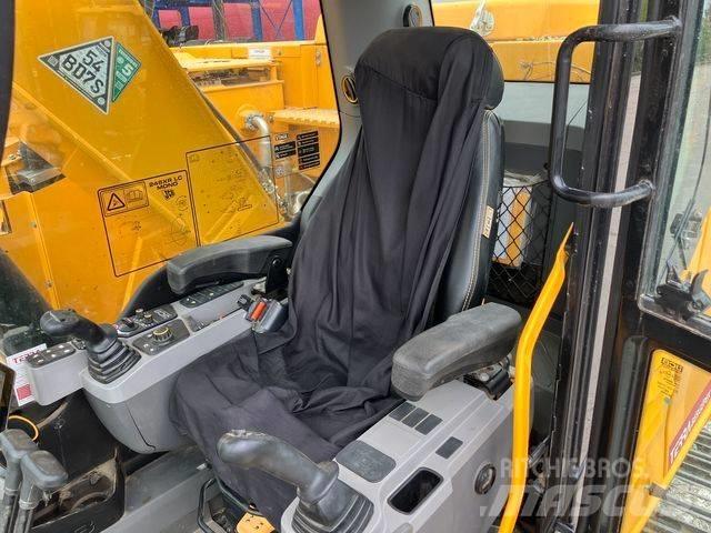 JCB 245 XLR Pásové rýpadlá