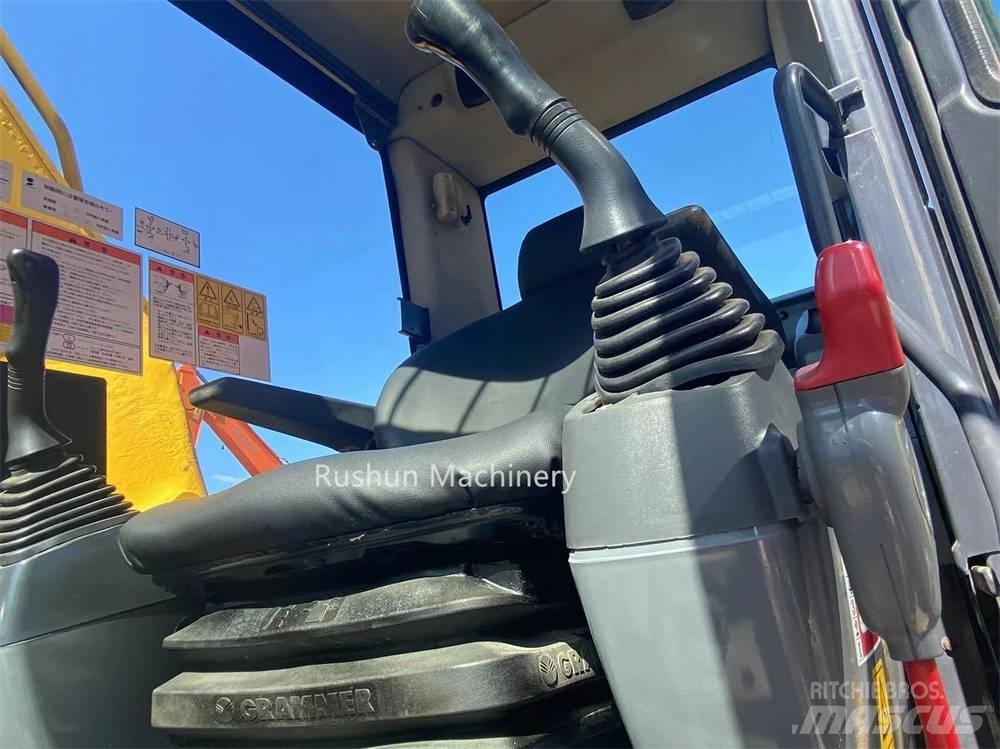 Komatsu PC 200 Pásové rýpadlá