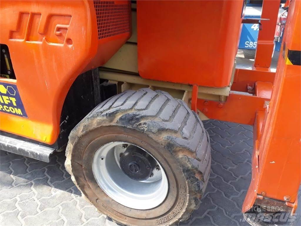 JLG 3394RT Nožnicové zdvíhacie plošiny