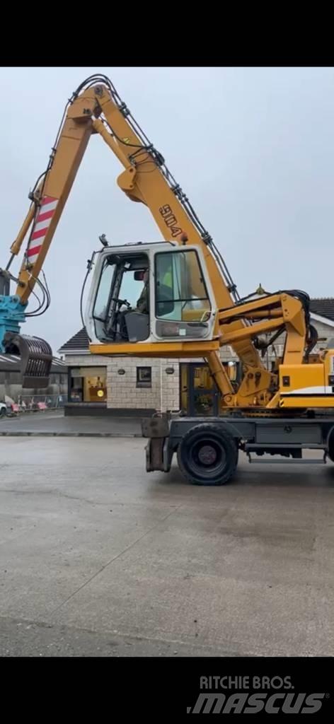 Liebherr A 904 C Stroje pre manipuláciu s odpadom
