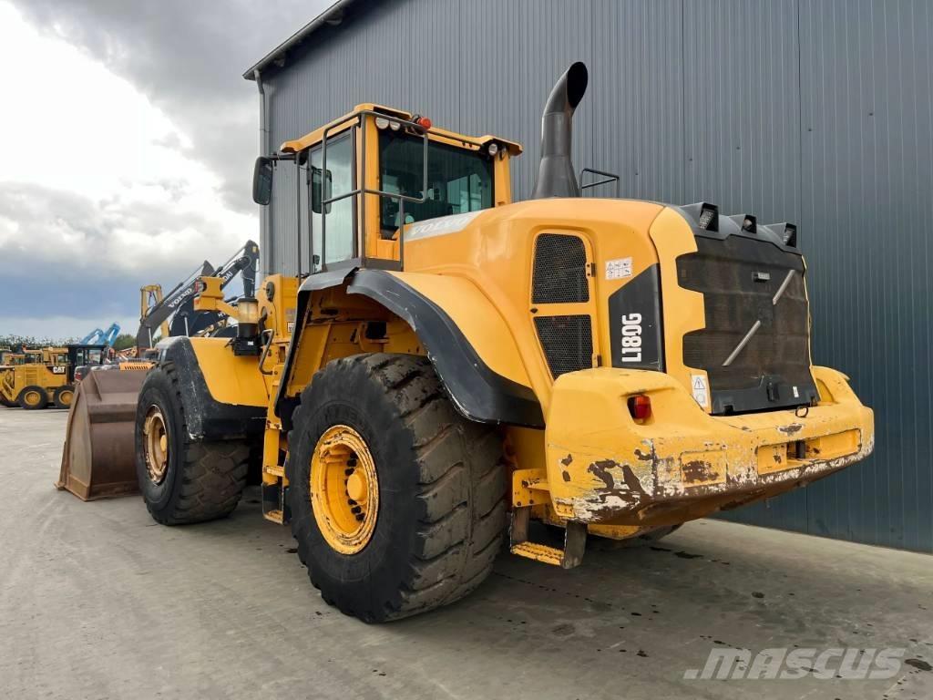 Volvo L180G Kolesové nakladače