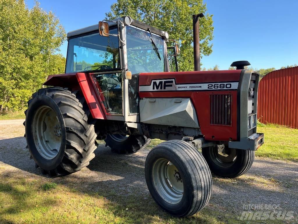 Massey Ferguson 2680 Traktory
