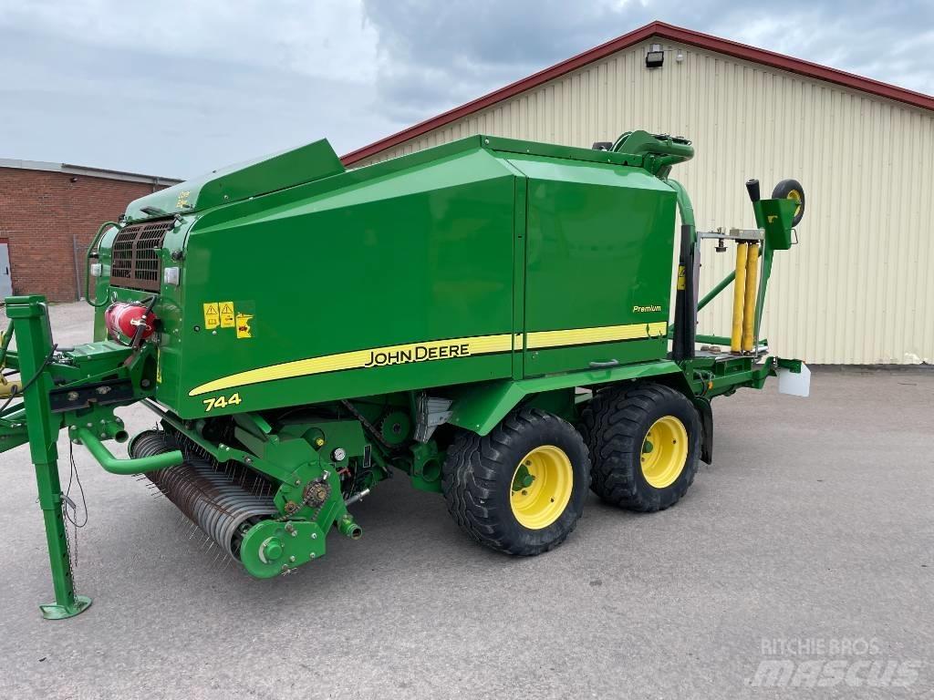 John Deere 744 H Lisy na okrúhle balíky