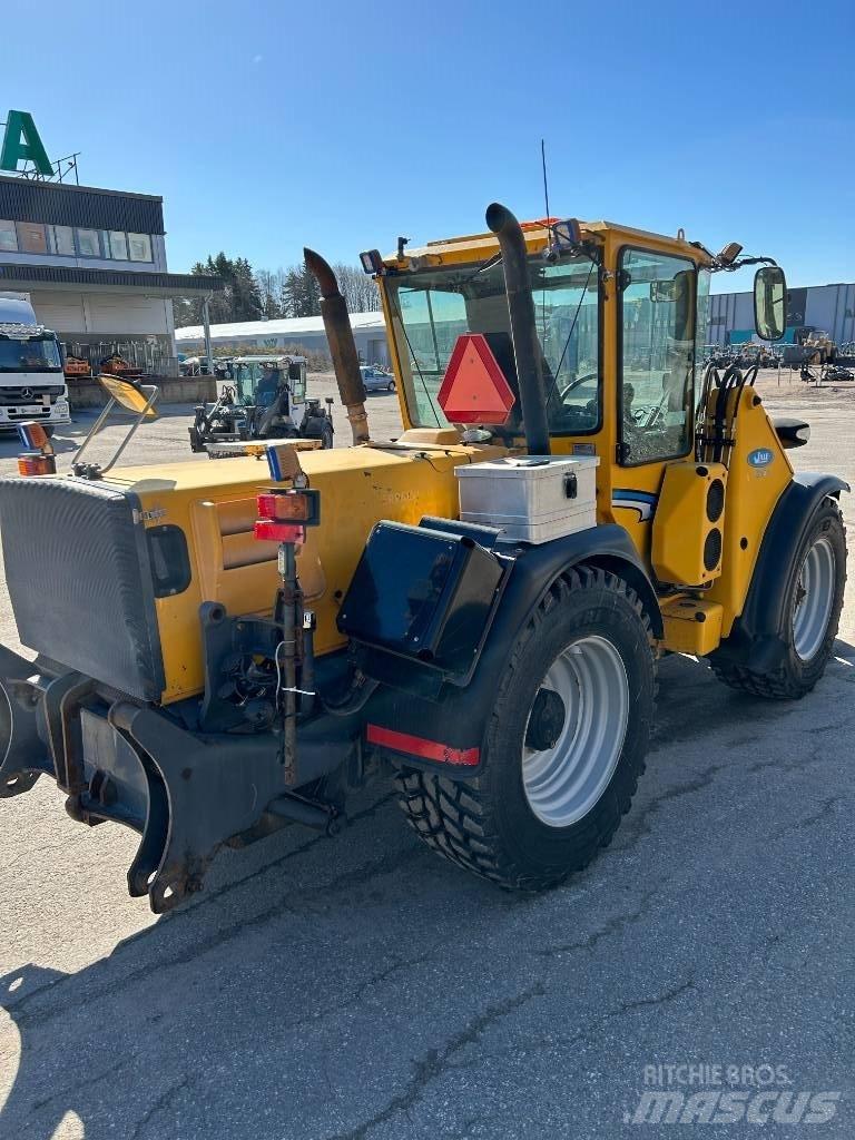 Wille 625C Kompaktné traktory