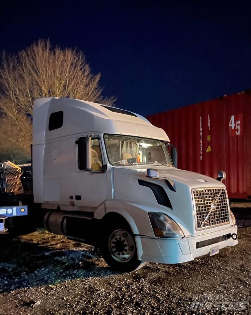 Volvo VNL 42 670 Ťahače