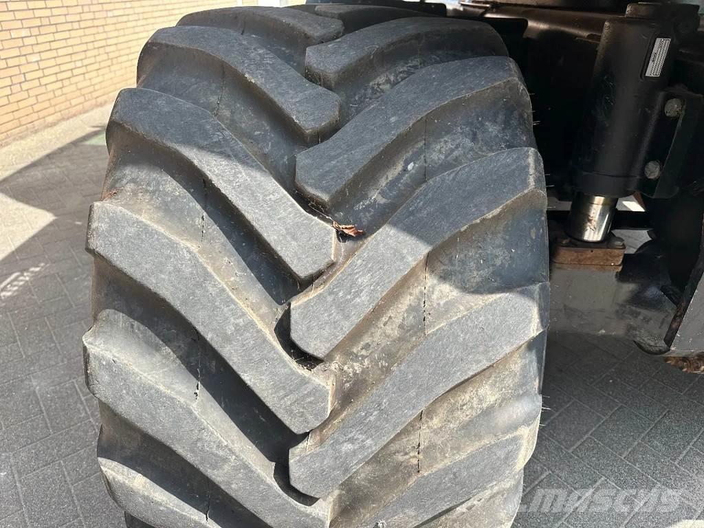JCB JS145W Kolesové rýpadlá