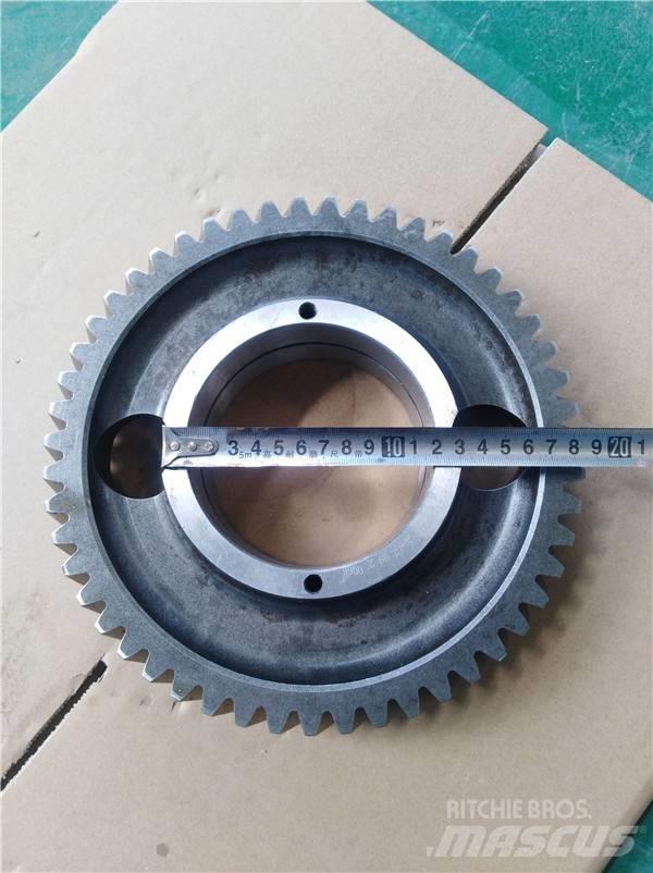 Komatsu D85 gear Prevodovka