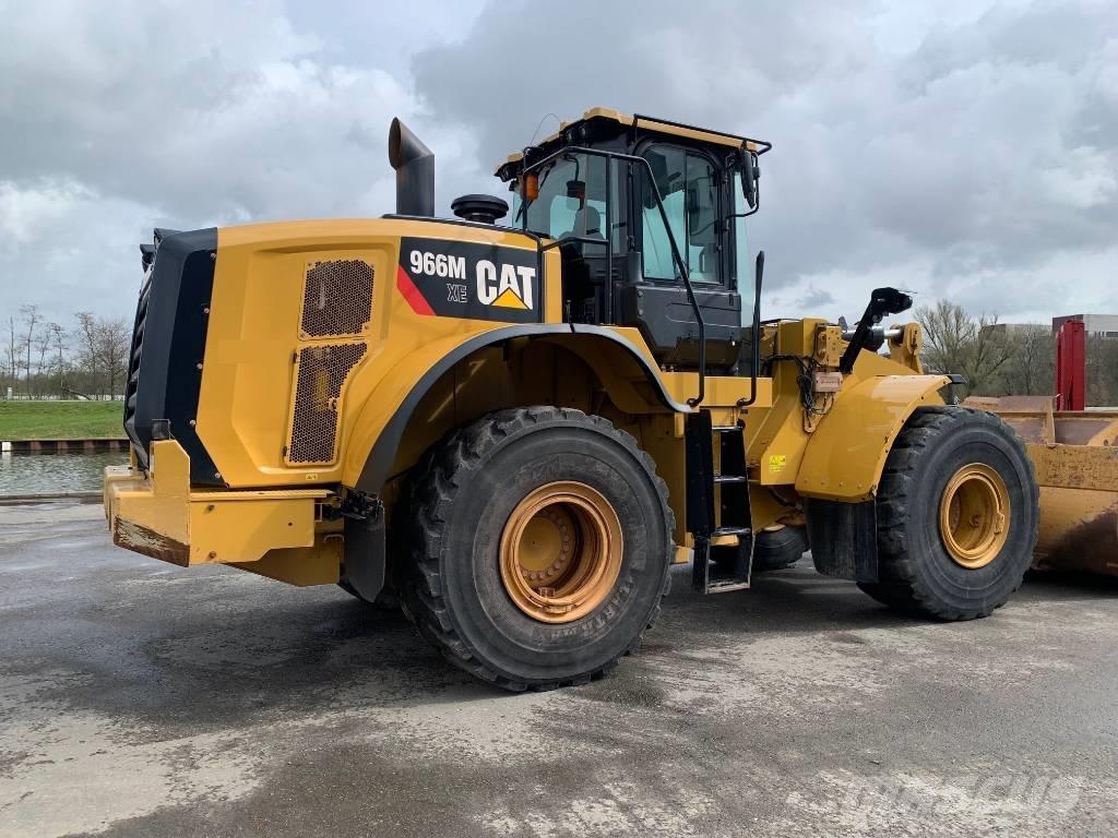 CAT 966 M XE Kolesové nakladače