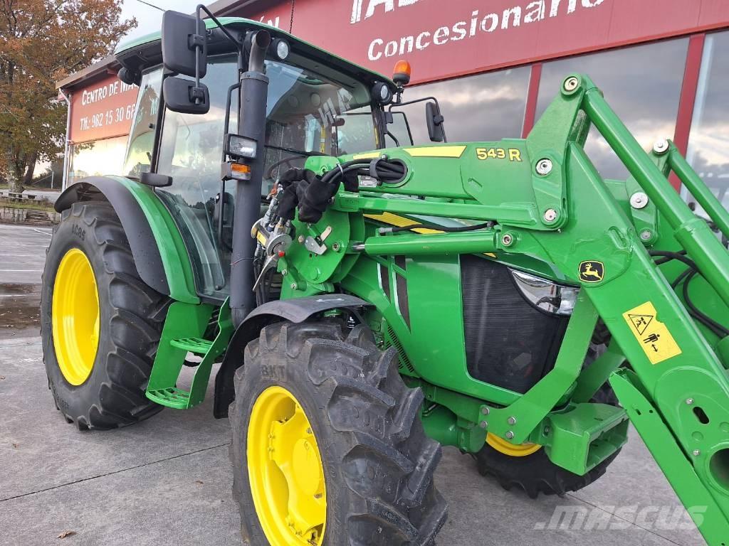 John Deere 5100M Traktory