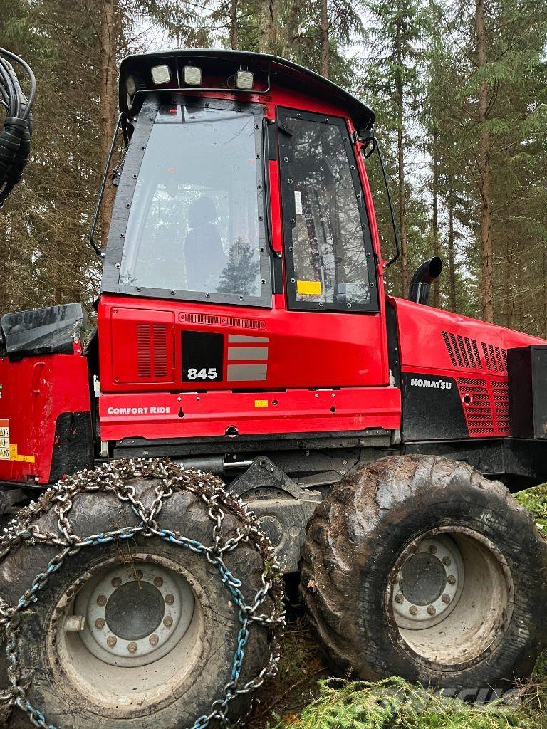 Komatsu 845 Lesné traktory