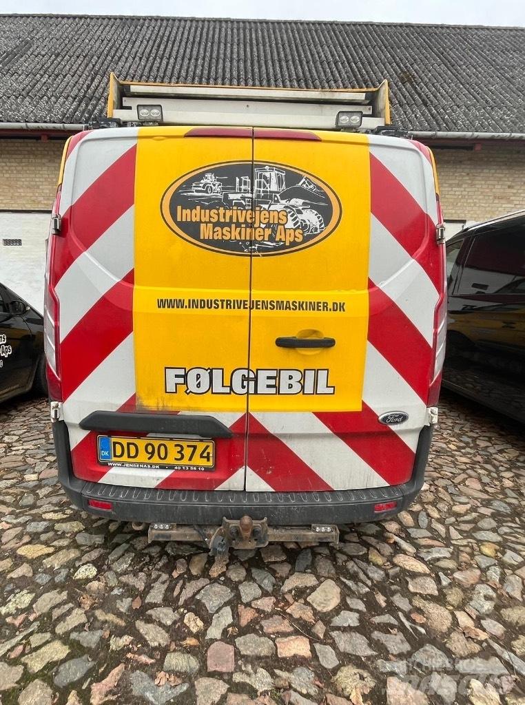 Ford Transit Custom Automobily