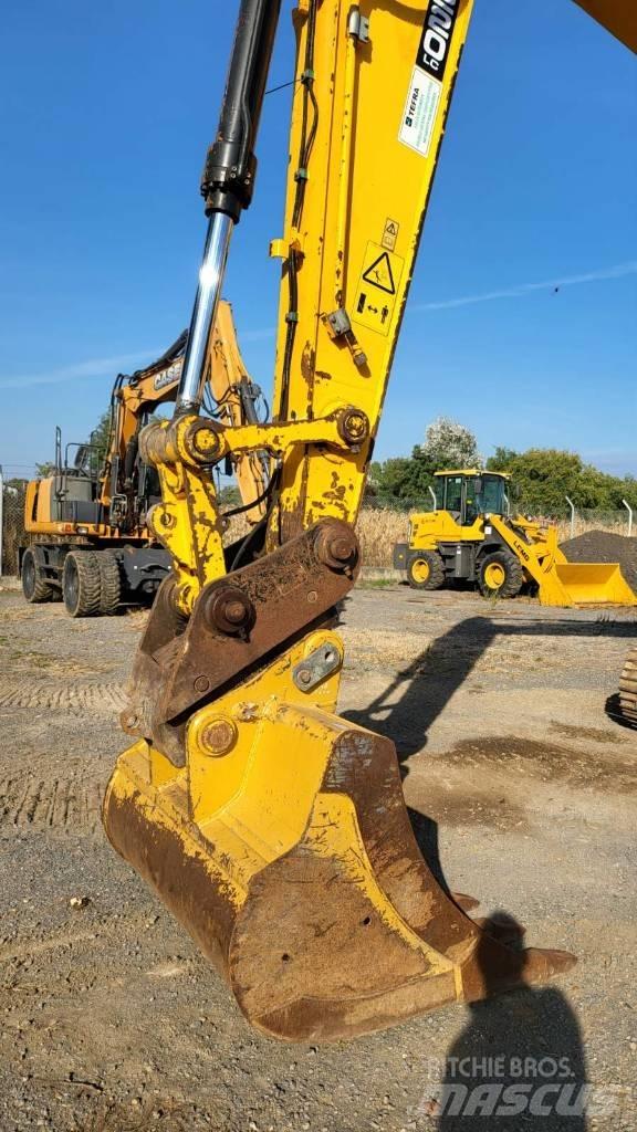 JCB JS 220 LC Pásové rýpadlá