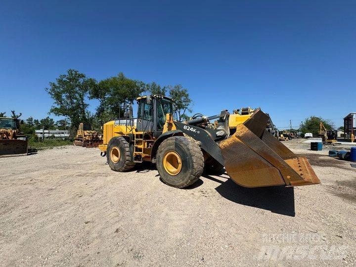 John Deere 824K-II Kolesové nakladače