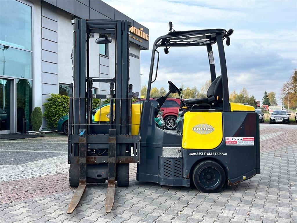 Aisle-Master 15NE Vozíky do úzkych uličiek