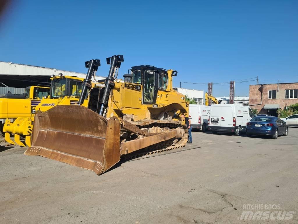 CAT D8R Pásové dozéry