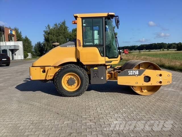 Volvo SD 75 B Ťahačové valce