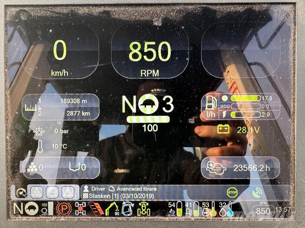 Komatsu 865 Lesné traktory