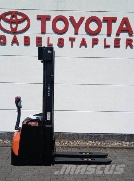 Toyota SPE160L Ručne vedené vysokozdvižné vozíky