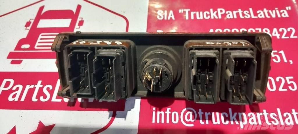 Volvo FM.   8191679 Kabíny a interiér