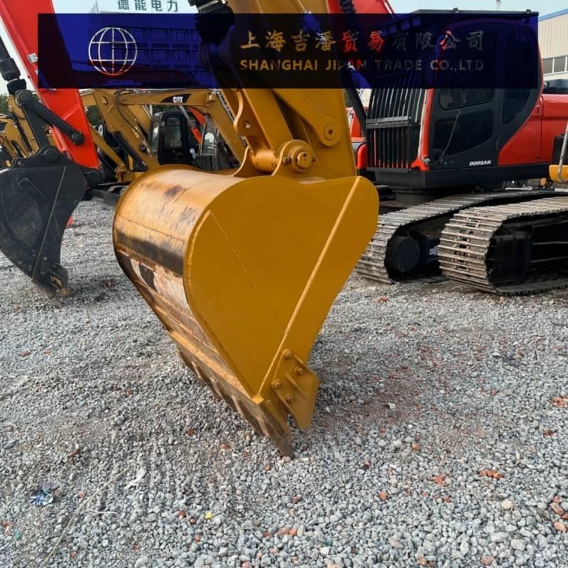 CAT 323 D Pásové rýpadlá