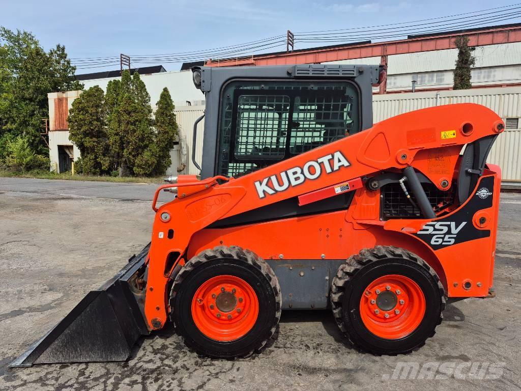 Kubota SSV 65 Šmykom riadené nakladače