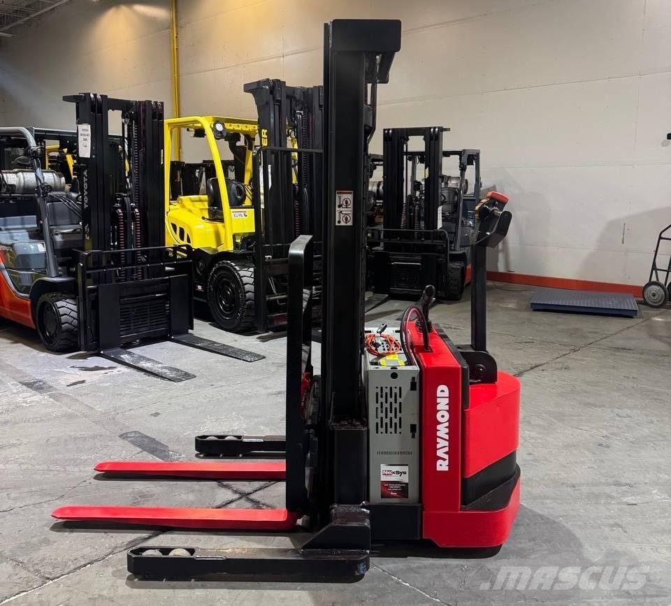 Raymond RSS40 Samohybné vozíky