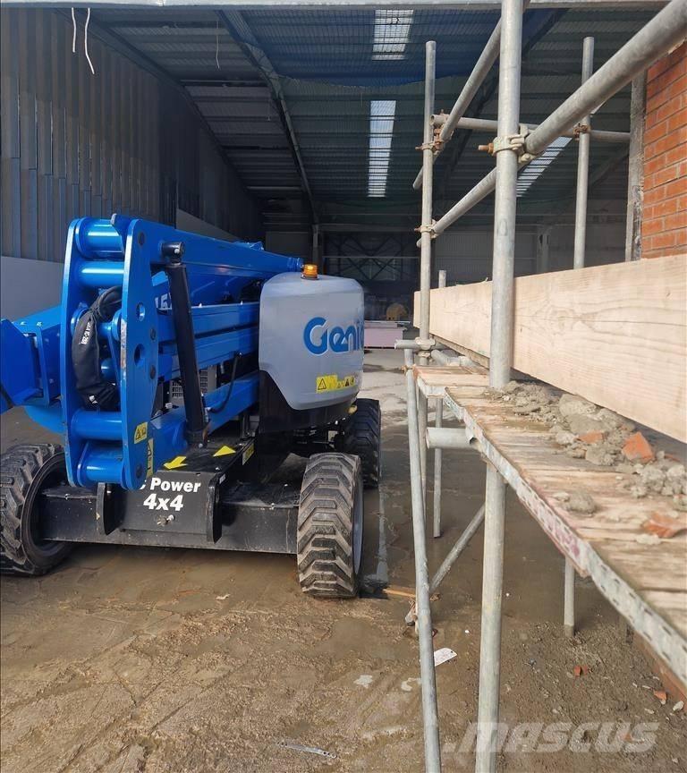 Genie Z 45/25 XC Kĺbové plošiny