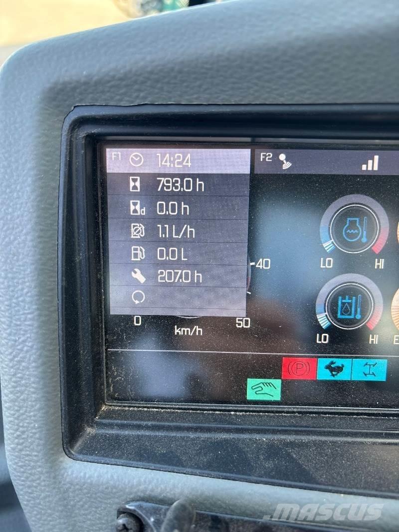 Kramer KT357 Teleskopické manipulátory