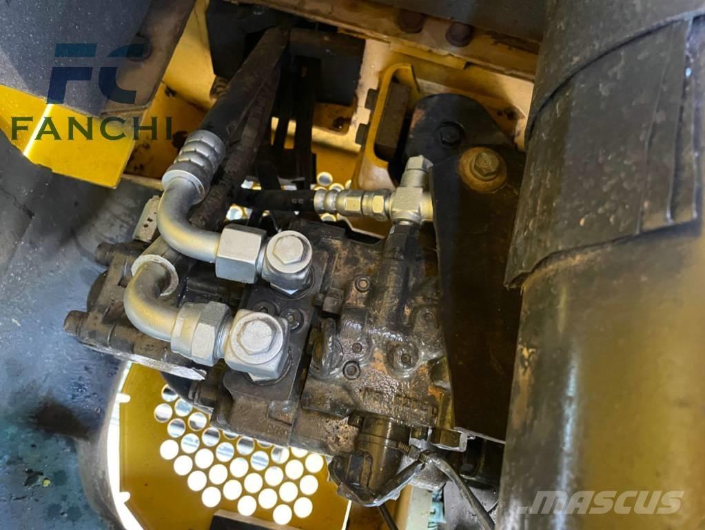 Komatsu PC 56-7 Pásové rýpadlá