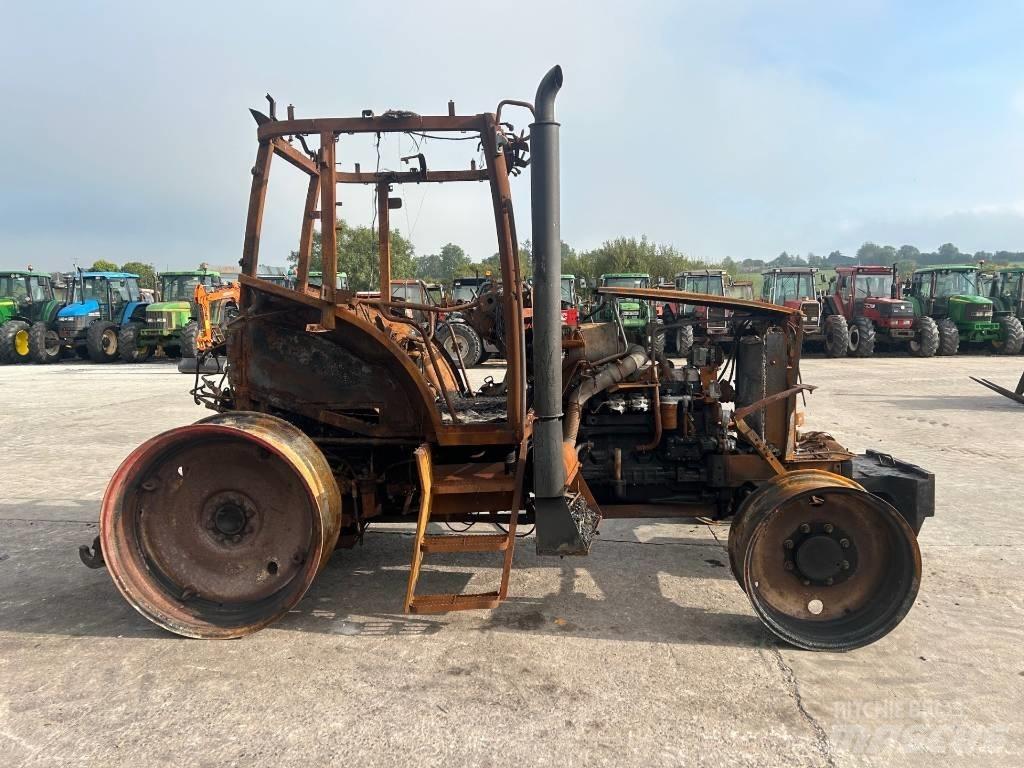 CLAAS 656 Traktory